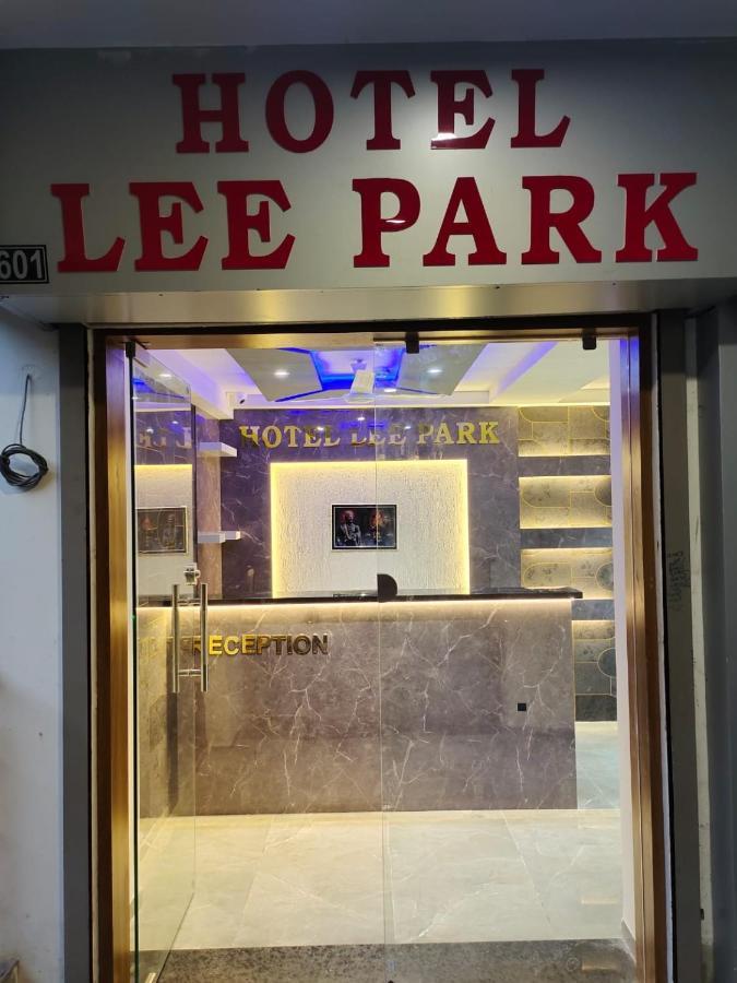 Hotel Lee Park Ahmadábád Kültér fotó