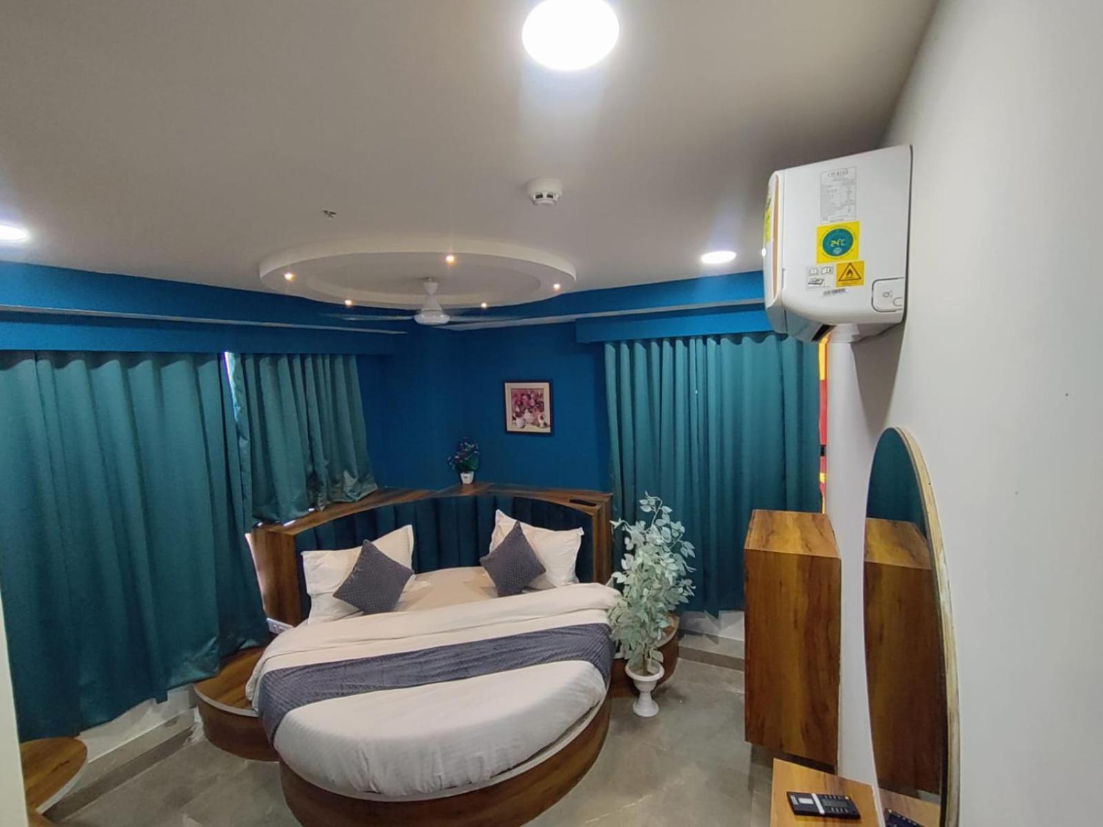Hotel Lee Park Ahmadábád Kültér fotó