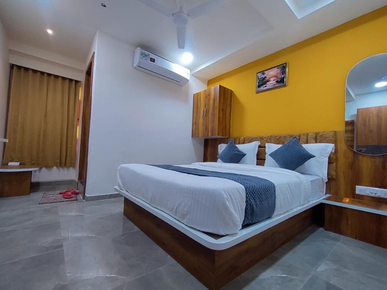 Hotel Lee Park Ahmadábád Kültér fotó